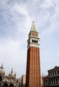 在威尼斯钟楼塔