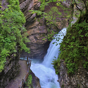 星期四瀑布, Toggenburg 山谷瀑布。圣圣加仑广州, 瑞士