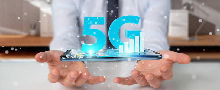 在模糊背景下使用手机3d 渲染的5g 网络的商人