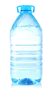 瓶水，隔绝在白色