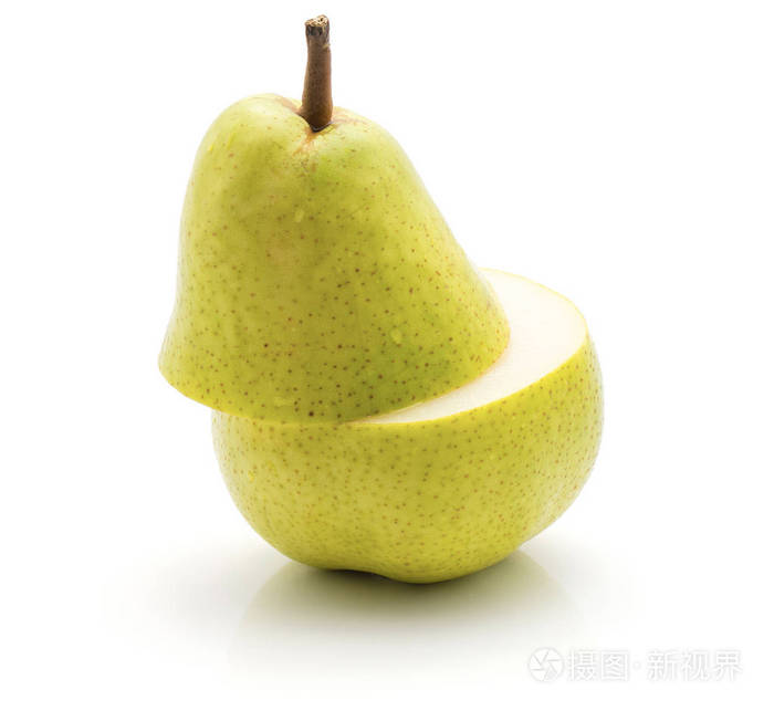 青梨片在白backgroun上的分离
