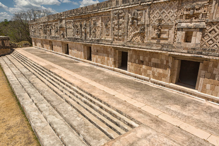 墨西哥尤卡坦半岛乌斯马尔考古遗址的建筑细节