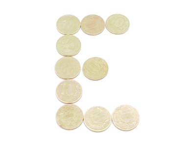 硬币在白色背景上的字母