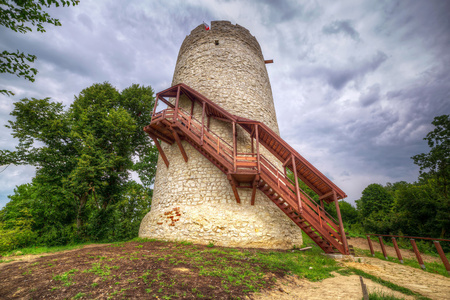 卡齐米日 dolny 中的城堡的塔