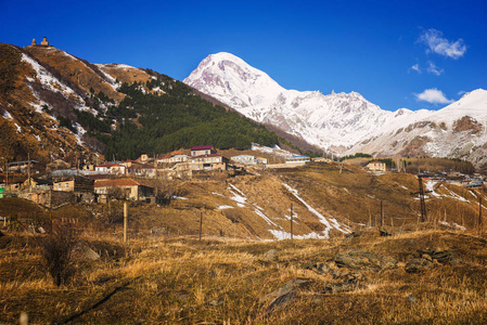 芒 Kazbek 的看法