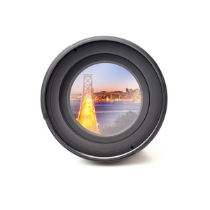 相机镜头与湾大桥桥前面观图片