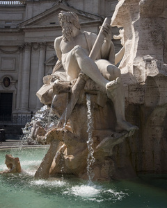 四条河流，罗马，意大利的喷泉。片段
