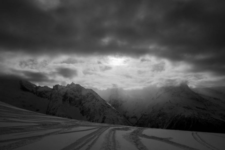 Dombay 滑雪胜地, Karachay切尔克斯, 俄罗斯