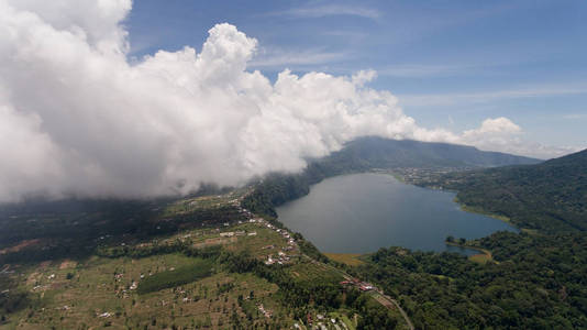 湖在山, 海岛巴厘岛, 印度尼西亚