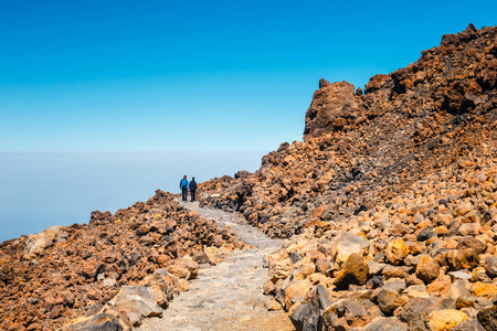 西班牙特内里费岛 teide 火山顶端的山路