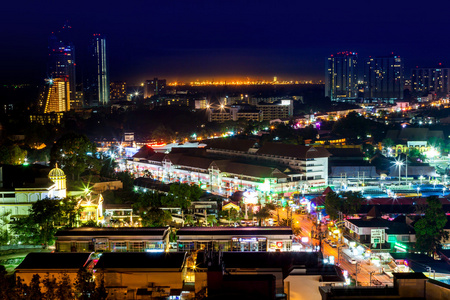 芭堤雅市，小夜灯