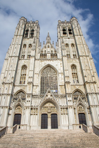 布鲁塞尔圣迈克尔和圣古都勒主教座哥特式大教堂西门面