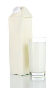 牛奶包上白色隔离