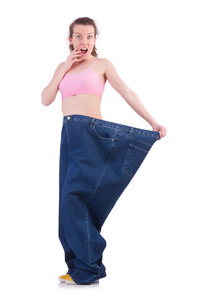 节食概念与大牛仔裤的女人