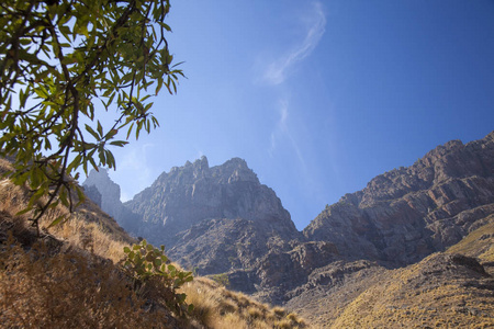 大加那利岛, 10月, 阿格特山谷的风景, 远足路线圣佩德罗波多黎各尼弗斯, 查看高达 Tamadaba 地块