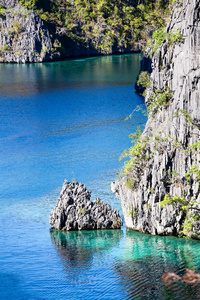 菲律宾爱妮岛，美妙的咸水湖