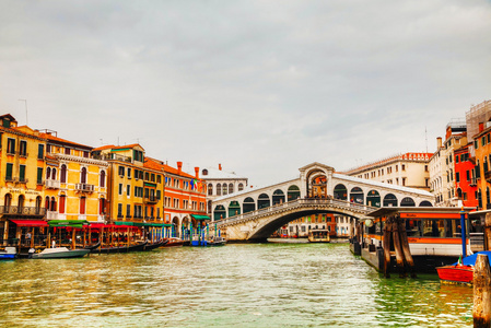 里亚托桥 Ponte Di Rialto 阳光灿烂的日子