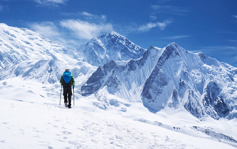 在高山旅游