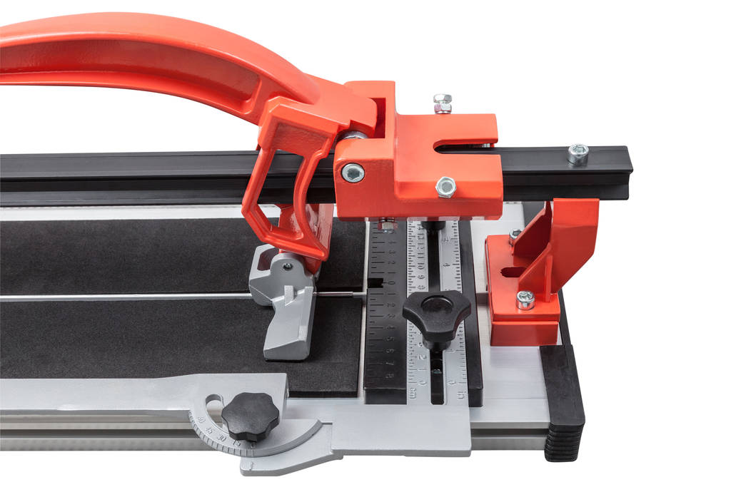 单平台激光切割机 “两极多强” 格局背后驱动与阻碍因素有哪些？