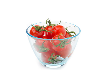 玻璃碗樱桃西红柿隔离