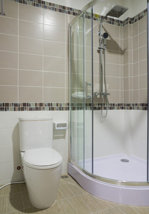 玻璃淋浴房和厕所Glass sprchov kout a WC