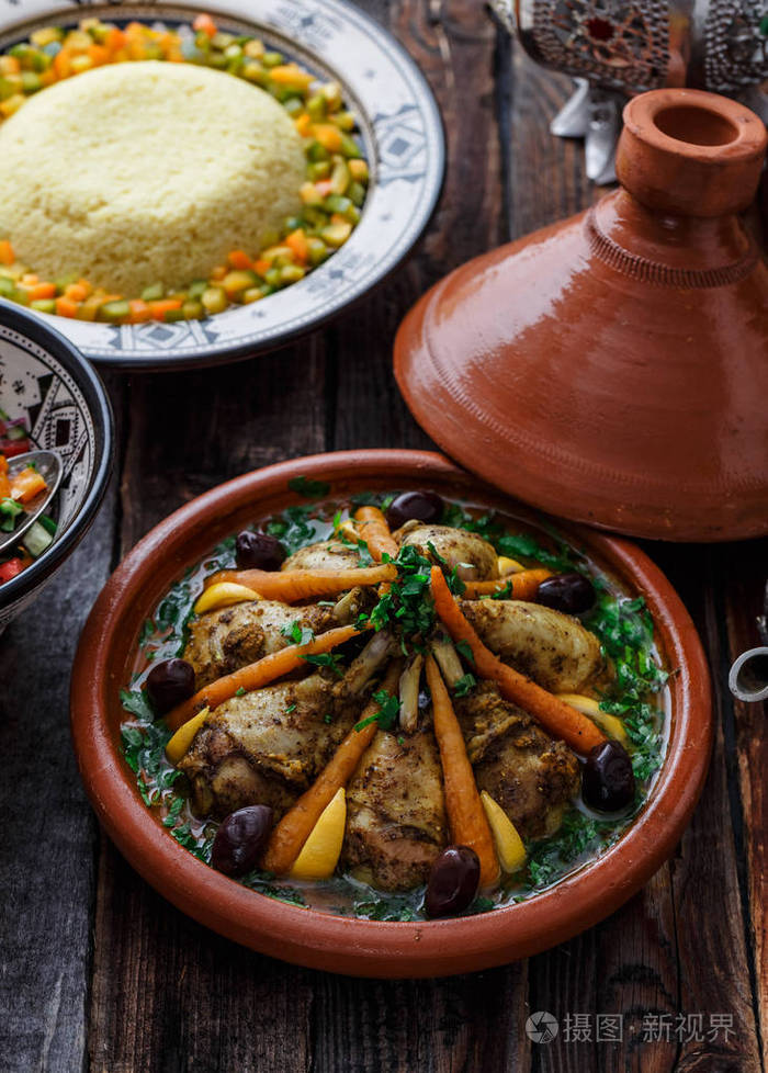 摩洛哥 tajine, 乡村风味的慢熟鸡肉