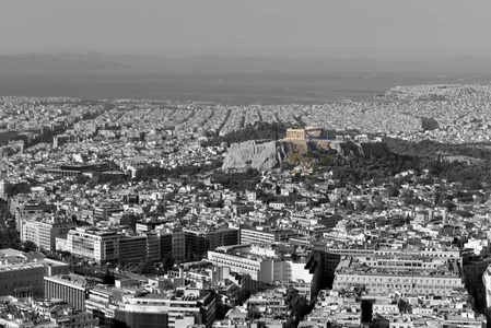 从希腊 Lycabettus 山看卫城和雅典城