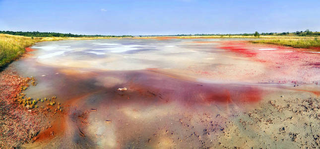 红色污染湖的梦幻图片