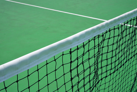 网球网的绿色法院