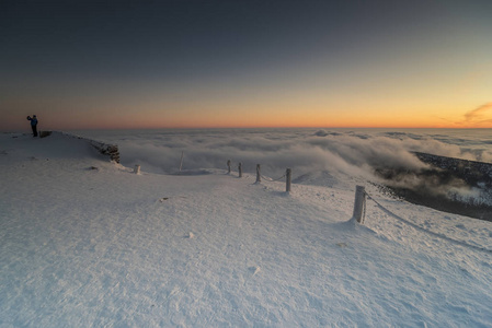 美丽的风景冬天克尔科诺谢山山, 全景