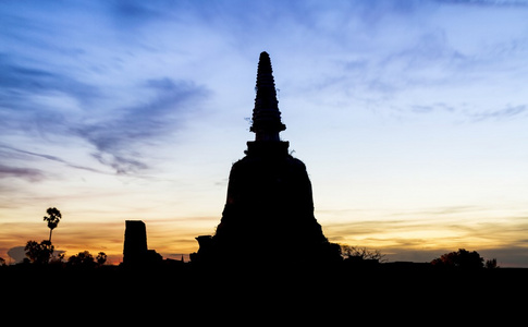siluate 在大城府，泰国的宝塔