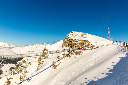 索道和缆车在山区，奥地利滑雪度假村加施。奥地利阿尔卑斯山   自然和体育背景