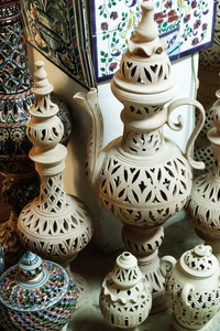 陶器在市场上，突尼斯杰尔巴岛