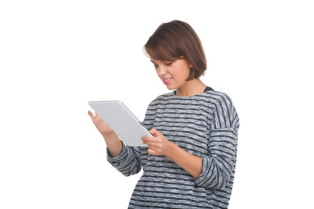 tablet pc 在白色背景上好十几岁的女孩