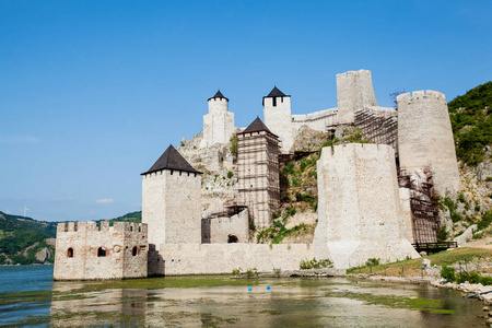 Golubac 堡垒中世纪设防镇在塞尔维亚东北部