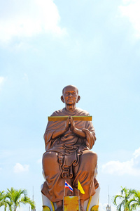 大佛在 Wat Bot 寺 巴吞他尼府，泰国