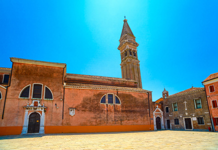 威尼斯的标志性建筑，布拉诺岛教堂及钟楼塔，意大利