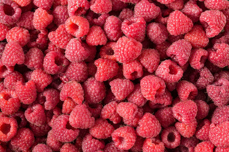 树 莓。新鲜甜的有机浆果宏观。水果背景。顶部视图, 水平照片