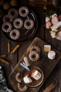 自制的黑热巧克力与棉花糖, 食品摄影