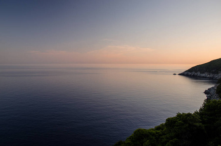 看日落在海。mljiet。克罗地亚