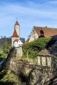 著名老浪漫中世纪小镇的 Dinkelsbu Segringer 门