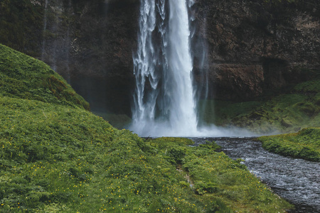 冰岛高原 Seljalandsfoss 瀑布景观观