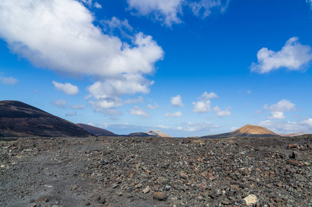 在背景的兰萨罗特熔岩场的看法, 加那利群岛, 西班牙