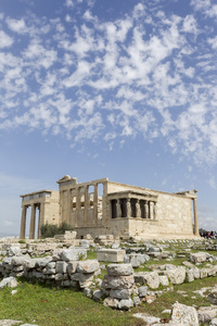 在古代门廊的 caryatides 在雅典卫城，雅典，希腊