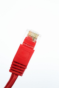 白色背景上的网络电缆 Rj45 头