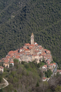 Castelvittorio。意大利利古里亚地区的古村落