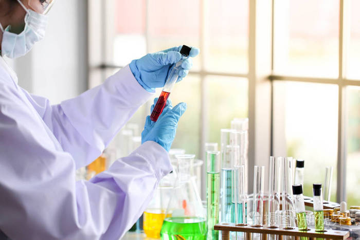 实验室化学管开发与药学,生物化学与研究技术理念