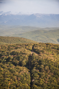 一山一岭