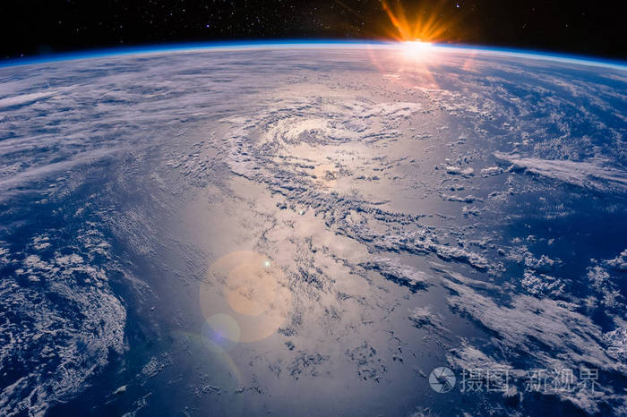 太空中地球的高空观.美国宇航局提供的这张图片的元素