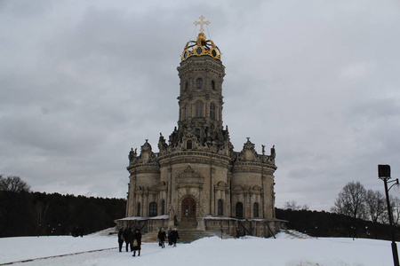 建筑外部建筑冬季建筑结构低温云天空雪自然旅游目的地日